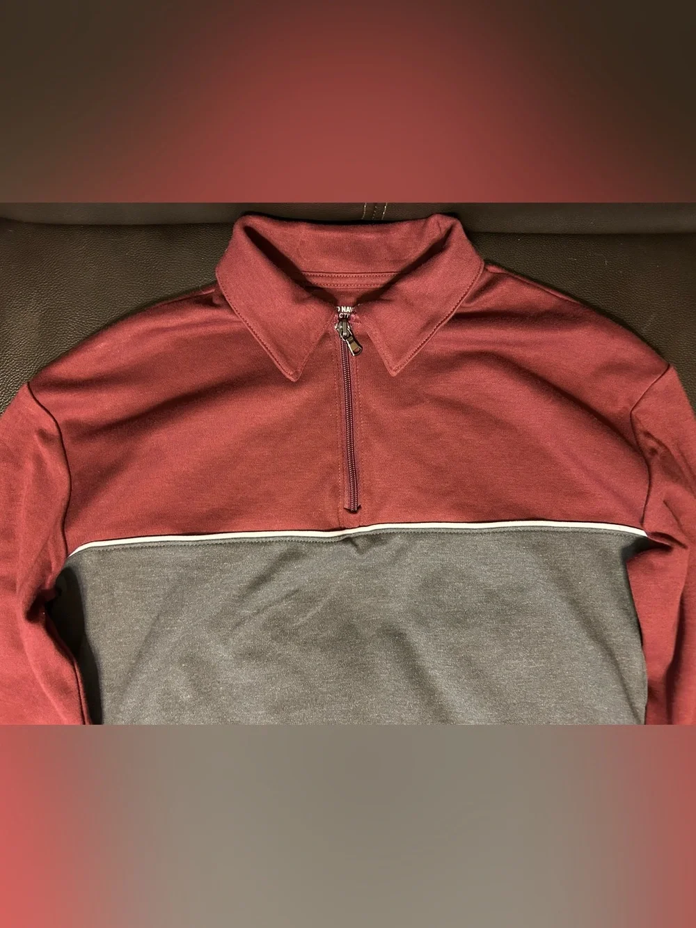 Old Navy Pullover.‎ Boys 8.